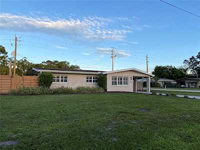 4804 Cadillac WAY Sarasota, FL 34231