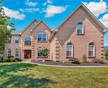 2190 Madeira Dr Macungie, PA 18062