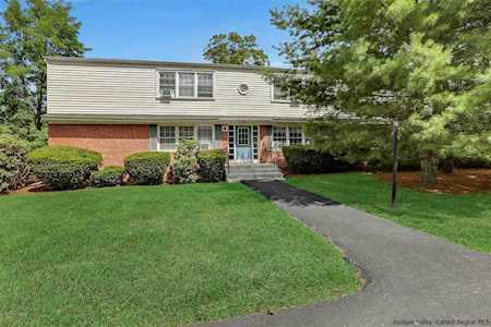 4 Huguenot Street New Paltz, NY 12561