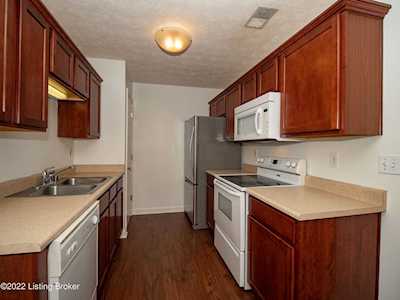 11915 Tazwell Dr #6 Louisville, KY 40245