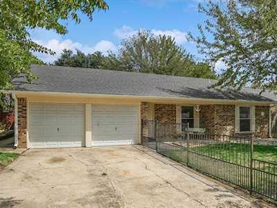 6545 Windrock Drive Watauga, TX 76148