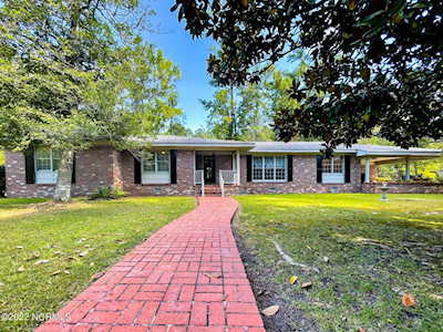 435 Holly Circle Whiteville, NC 28472