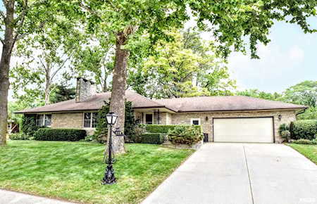 329 W Ridgemont Rd Peoria, IL 61614