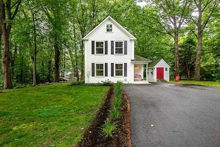 74 Kensington Rd Hampton Falls, NH 03844