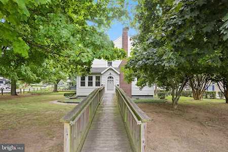 7246 Sollers Point Rd Dundalk, MD 21222