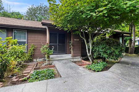 6233 S 153rd St #2 Tukwila, WA 98188