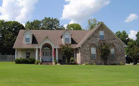95 Amber Tree Cv Brighton, TN 38011