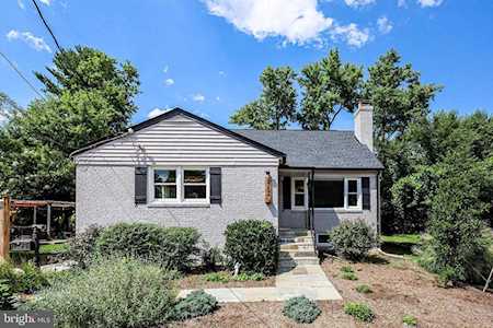 6702 Lumsden St Mclean, VA 22101