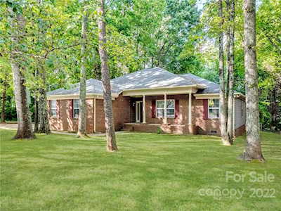 2901 Cross Tie Ln Matthews, NC 28105