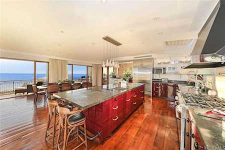 455 Panorama Dr Laguna Beach, CA 92651