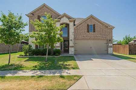 304 Chamberlain Drive Fate, TX 75189