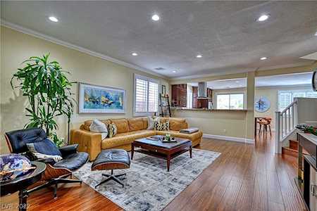 3008 Jacaranda Dr Las Vegas, NV 89117