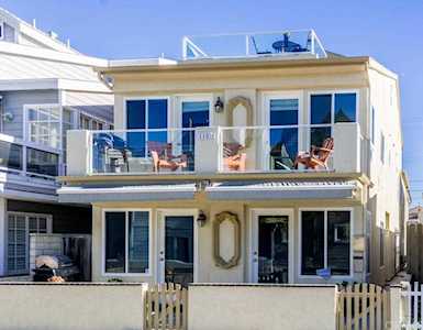 118 1/2 36th St Newport Beach, CA 92663