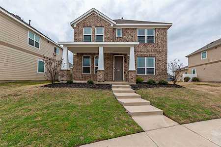 2325 Telfair Way Aubrey, TX 76227