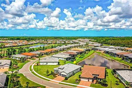 9765 Everglades Dr Naples, FL 34120