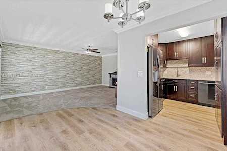301 Farnham M #301 Deerfield Beach, FL 33442