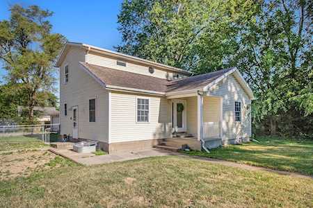 54449 Maple Lane South Bend, IN 46635