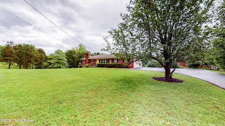 6006 Chenoweth Run Rd Louisville, KY 40299