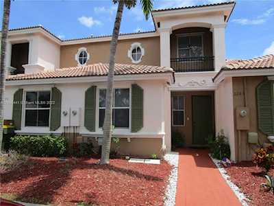 2263 NE 42nd Cir Homestead, FL 33033