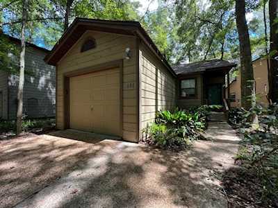 1688 Silverwood Dr Tallahassee, FL 32301