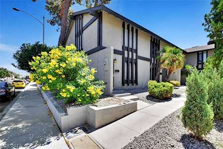 5901 Bromley Ave Las Vegas, NV 89107