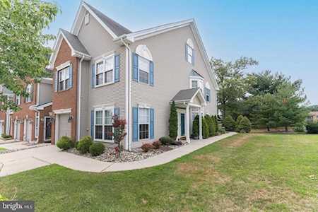 129 La Costa Dr Blackwood, NJ 08012