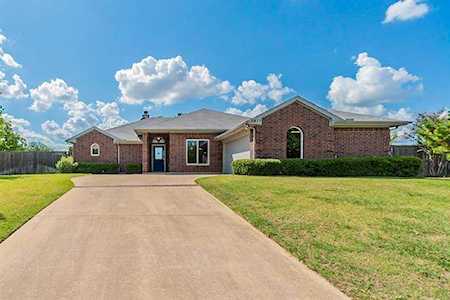 3817 Inwood Court Denton, TX 76208