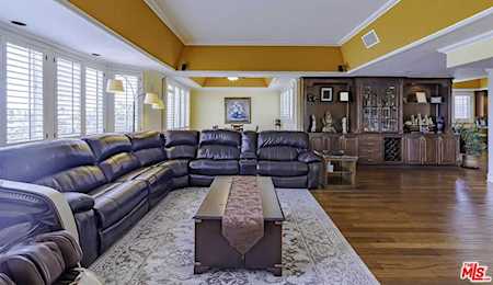 4536 Wilshire Blvd #107 Los Angeles, CA 90010