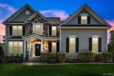7042 Golden Aster Dr Moseley, VA 23120