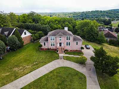 341 Solitude Cir Goodlettsville, TN 37072