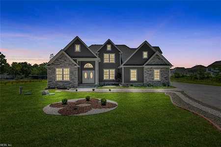 4117 Lakeview Dr Chesapeake, VA 23323