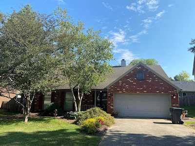 4648 Fieldmoor Dr Lexington, KY 40515