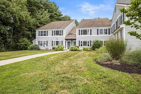 115 Springbrook Circle Portsmouth, NH 03801