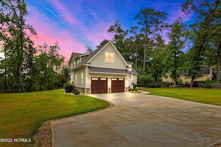 706 W Wilson Creek Drive Trent Woods, NC 28562