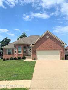 213 Autumn Ridge Dr Mt Washington, KY 40047