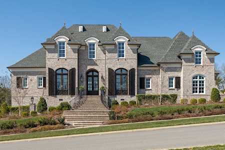 7080 Lanceleaf Dr College Grove, TN 37046