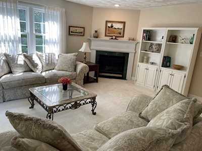 17 Northridge Dr #102 North Reading, MA 01864