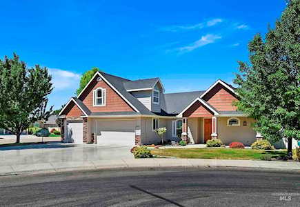 3820 E Mackay Ct. Meridian, ID 83642