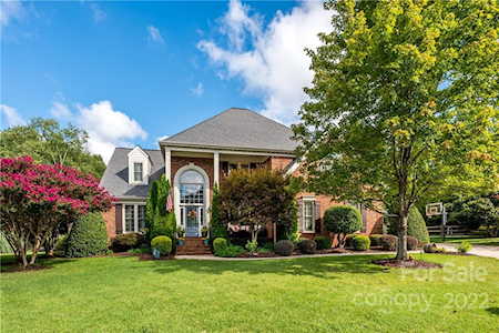 9705 Waterton Ct Huntersville, NC 28078