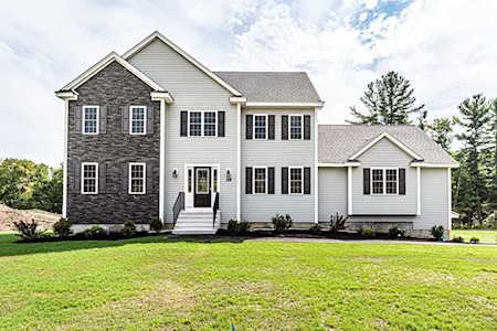 49 Fieldstone Lane Billerica, MA 01821