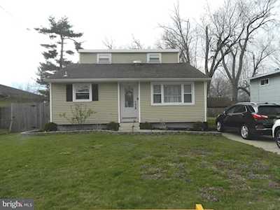 120 Ridge Ave Blackwood, NJ 08012