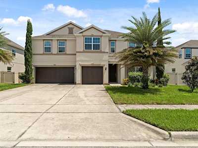 2007 Red Bluff Ave Apopka, FL 32712