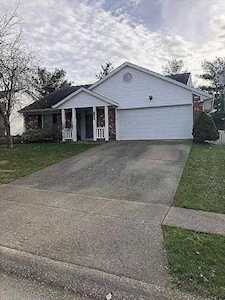 2584 Ashbrooke Dr Lexington, KY 40513