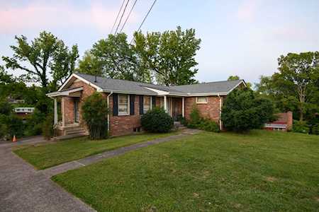 2329 Brittany Dr Nashville, TN 37206