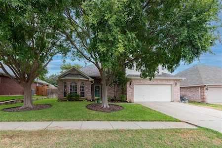 6829 Dogwood Lane North Richland Hills, TX 76182
