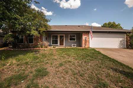 3509 Elgenwood Trail Arlington, TX 76015