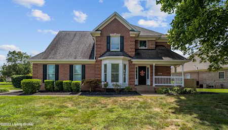 8506 Running Spring Dr Louisville, KY 40241