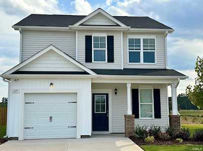 229 Sturgeon Street Smithfield, NC 27577