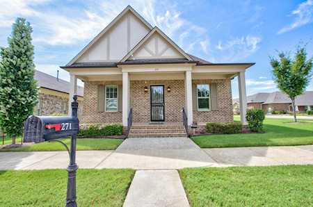 271 S Shea Rd Collierville, TN 38017