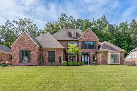 8205 Hunters Meadow Ln Bartlett, TN 38002